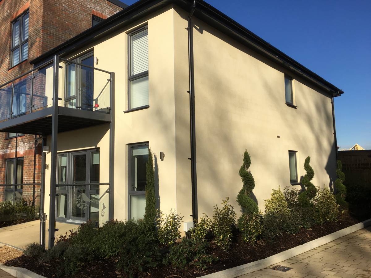 Arborfield Garrison, Reading Solar Windows